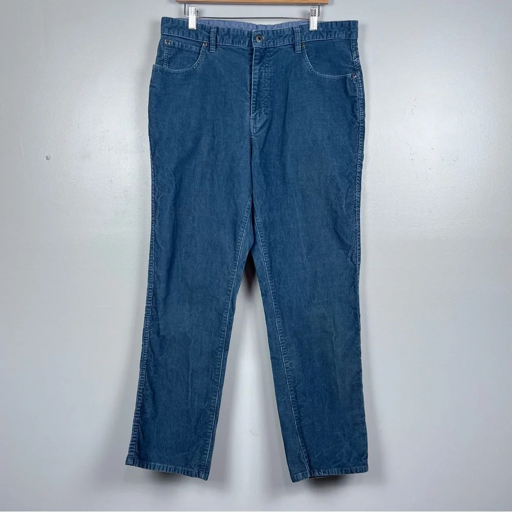 LL Bean Men's Stretch Country Green Corduroy Natural Fit 5-Pocket Pants Size 36